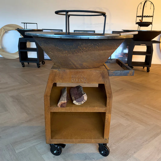 BBQ Plancha Grill Maestro XXL Ø80cm Cortenstahl – Mit Schürhaken und Holzaufbewahrung