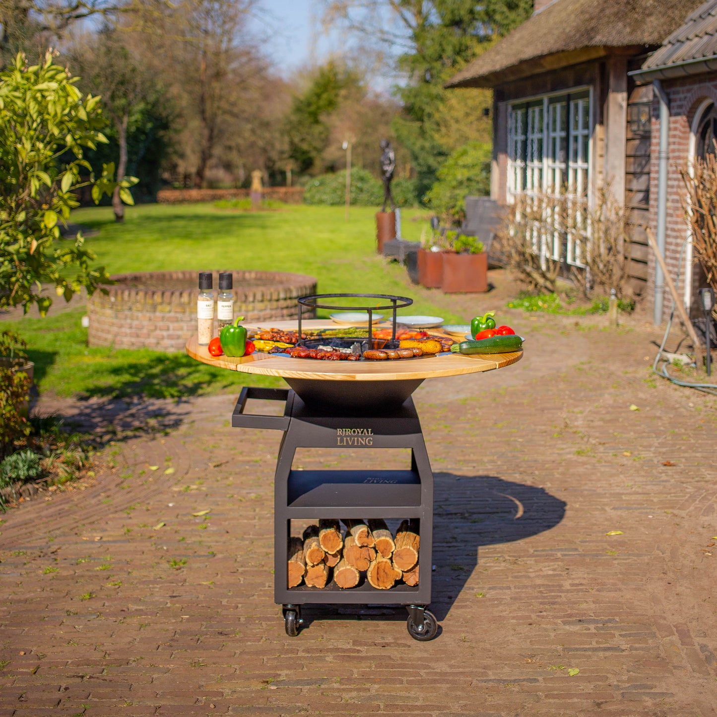 BBQ Plancha Grill Maestro Ø70cm Blackline – Mit Holzumrandung Plancha Mesa