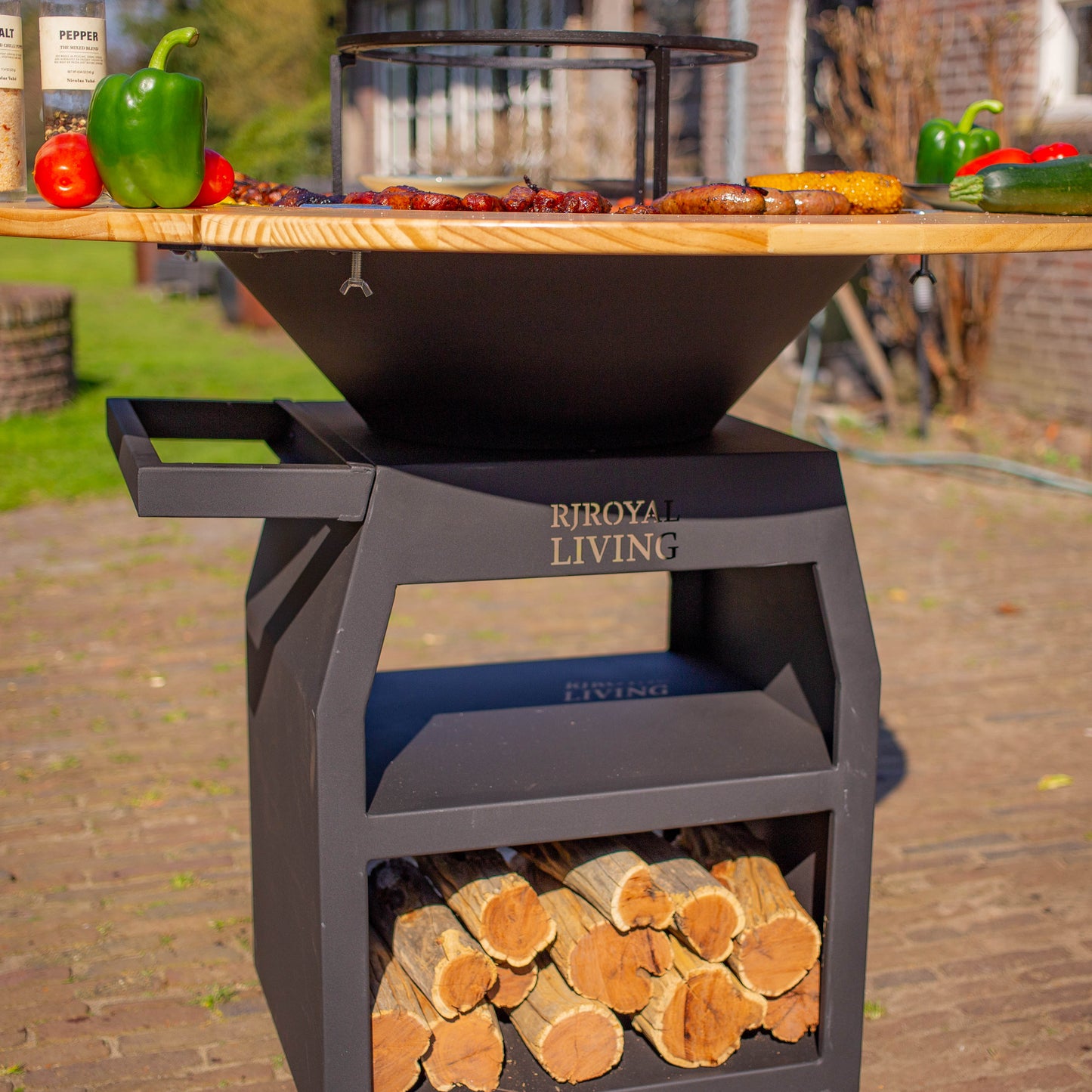 BBQ Plancha Grill Maestro Ø70cm Blackline – Mit Holzumrandung Plancha Mesa